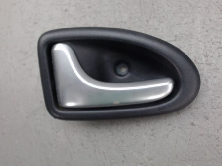 POIGNEE INTERIEURE PORTE AVANT GAUCHE RENAULT CLIO