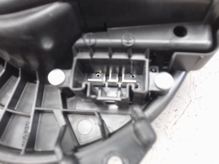 MOTEUR VENTILATEUR CHAUFFAGE TOYOTA AURIS