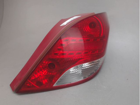 FEU ARRIERE DROIT PEUGEOT 207