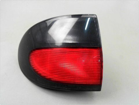 FEU ARRIERE GAUCHE  RENAULT MEGANE I PH1 CLASSIC -99
