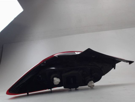 FEU ARRIERE DROIT OPEL CORSA