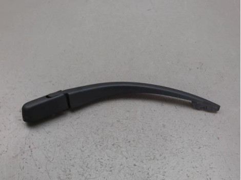 BRAS ESSUIE-GLACE ARRIERE PEUGEOT 107