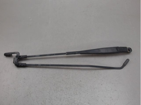 BRAS ESSUIE-GLACE AVANT PEUGEOT 107
