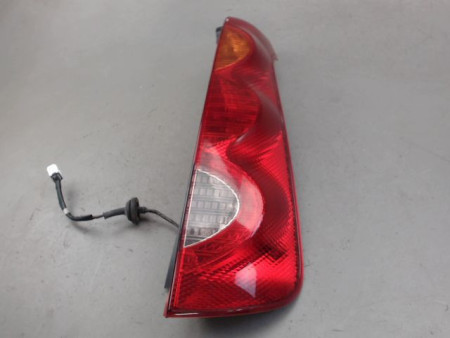 FEU ARRIERE DROIT NISSAN NOTE