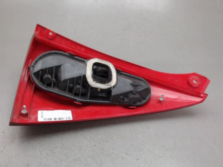FEU ARRIERE GAUCHE  PEUGEOT 107