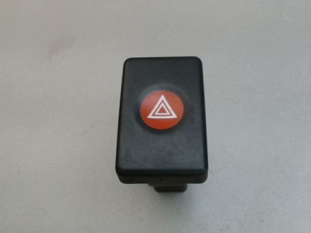 BOUTON DE WARNING DACIA LOGAN