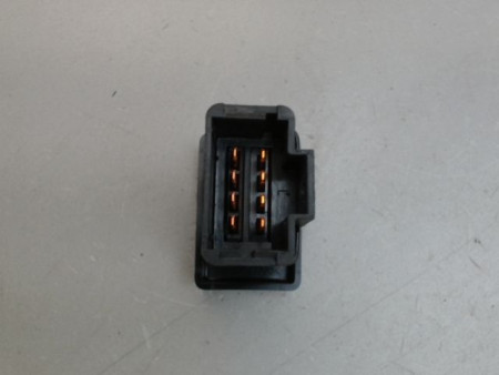 BOUTON DE WARNING DACIA LOGAN