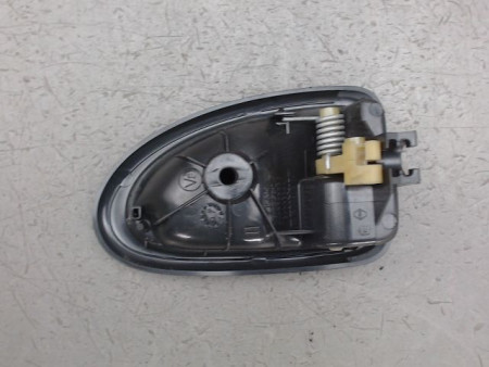 POIGNEE INTERIEURE PORTE AVANT GAUCHE RENAULT CLIO