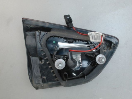 FEU ARRIERE INTERIEUR DROIT RENAULT CLIO