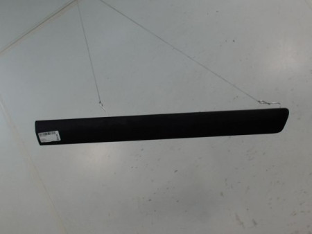 PROTECTION PORTE AVANT DROIT DACIA LOGAN