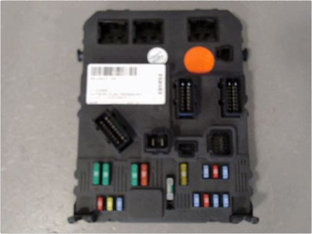BOITIER GESTION HABITACLE PEUGEOT 206