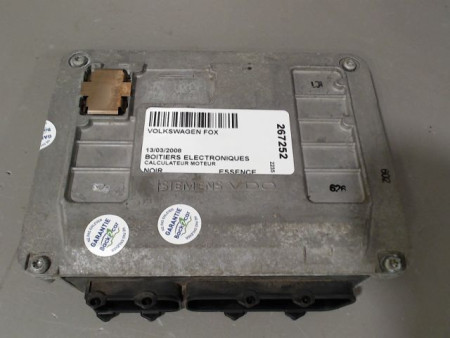 CALCULATEUR MOTEUR VOLKSWAGEN FOX