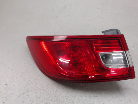 FEU ARRIERE GAUCHE  RENAULT CLIO