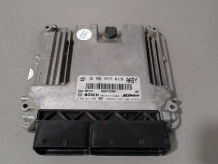 CALCULATEUR MOTEUR OPEL INSIGNIA