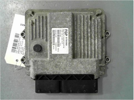 CALCULATEUR MOTEUR FIAT GRANDE PUNTO