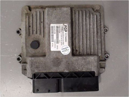 CALCULATEUR MOTEUR FIAT PUNTO