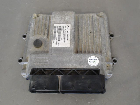 CALCULATEUR MOTEUR FIAT PUNTO