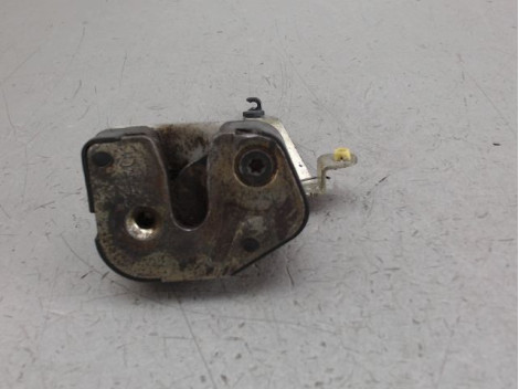 SERRURE PORTE COULISSANTE DROIT RENAULT MASTER