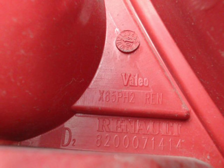FEU ARRIERE DROIT RENAULT CLIO