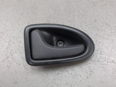 POIGNEE INTERIEURE PORTE AVANT GAUCHE RENAULT CLIO