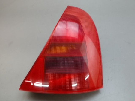 FEU ARRIERE DROIT RENAULT CLIO