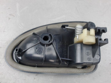 POIGNEE INTERIEURE PORTE AVANT GAUCHE RENAULT CLIO