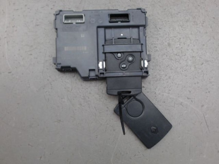 LECTEUR DE CARTE RENAULT CLIO