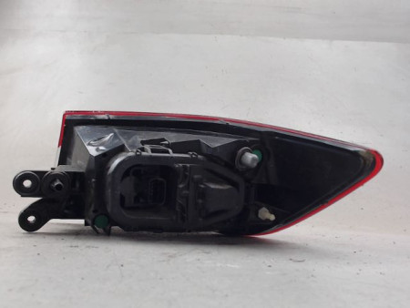 FEU ARRIERE GAUCHE  RENAULT CLIO