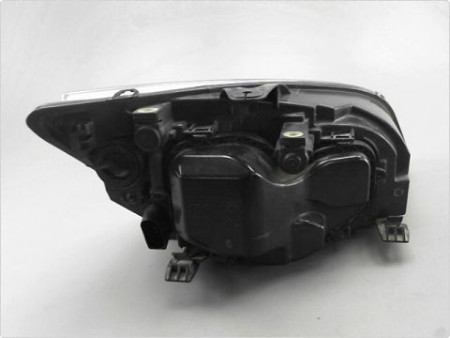 PHARE GAUCHE FORD FOCUS 04-07