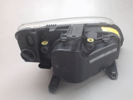PHARE GAUCHE FORD FOCUS