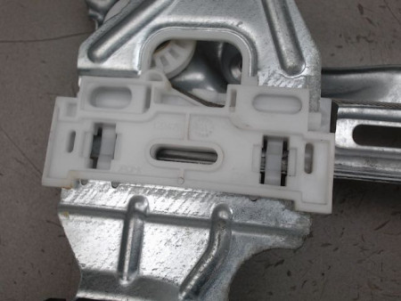 MECANISME LEVE-GLACE ARRIERE DROIT PEUGEOT 308