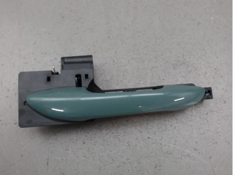 POIGNEE EXTERIEURE PORTE AVANT DROIT HYUNDAI I10