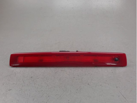 FEUX STOP SUPPLEMENTAIRE RENAULT CLIO