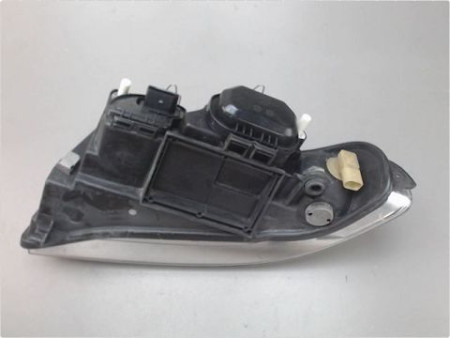 PHARE DROIT AUDI A4