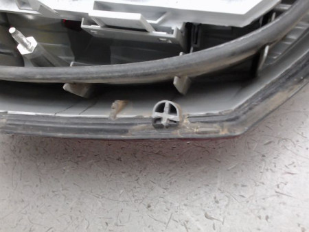 FEU ARRIERE GAUCHE  OPEL VECTRA
