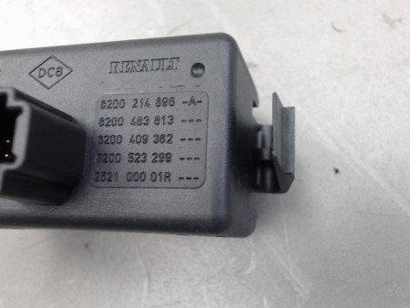 BOUTON DE WARNING RENAULT CLIO