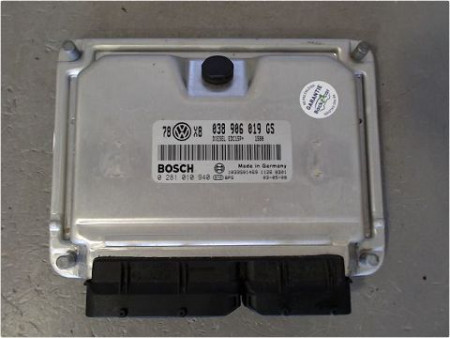 CALCULATEUR MOTEUR VOLKSWAGEN PASSAT