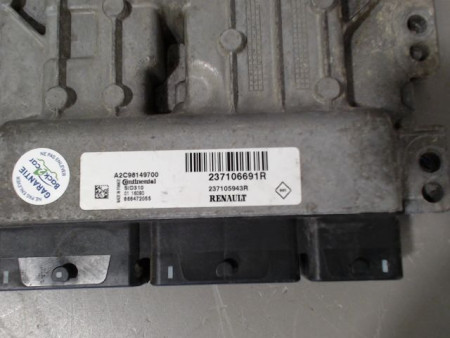 CALCULATEUR MOTEUR RENAULT MEGANE
