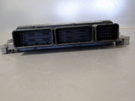 CALCULATEUR MOTEUR RENAULT MEGANE