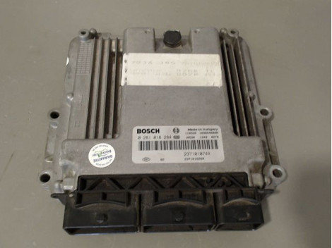 CALCULATEUR MOTEUR RENAULT MEGANE