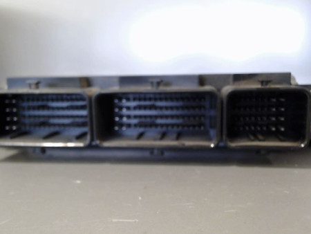 CALCULATEUR MOTEUR RENAULT MEGANE