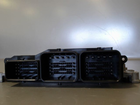 CALCULATEUR MOTEUR FORD FIESTA
