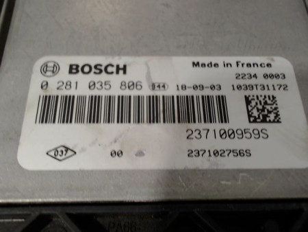 CALCULATEUR MOTEUR RENAULT CLIO