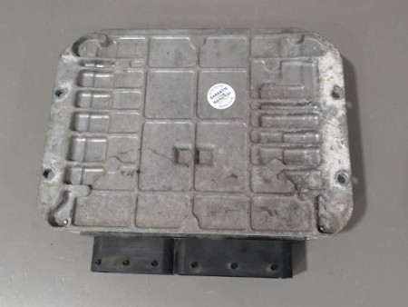 CALCULATEUR MOTEUR OPEL ZAFIRA