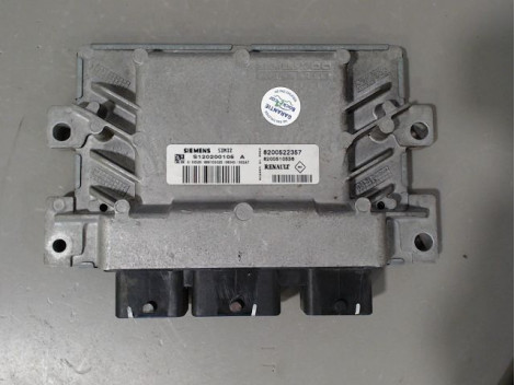 CALCULATEUR MOTEUR RENAULT CLIO