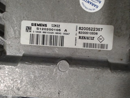 CALCULATEUR MOTEUR RENAULT CLIO