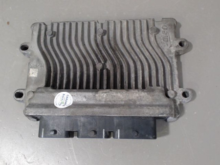 CALCULATEUR MOTEUR PEUGEOT 206