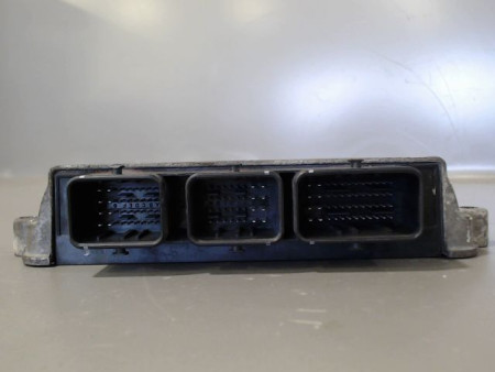 CALCULATEUR MOTEUR PEUGEOT 206