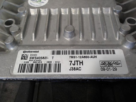 CALCULATEUR MOTEUR FORD C-MAX
