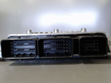 CALCULATEUR MOTEUR FORD C-MAX